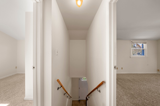 Fair Lawn, New Jersey, 07410, United States, 4 Bedrooms Bedrooms, ,2 BathroomsBathrooms,Residential,For Sale,1992454