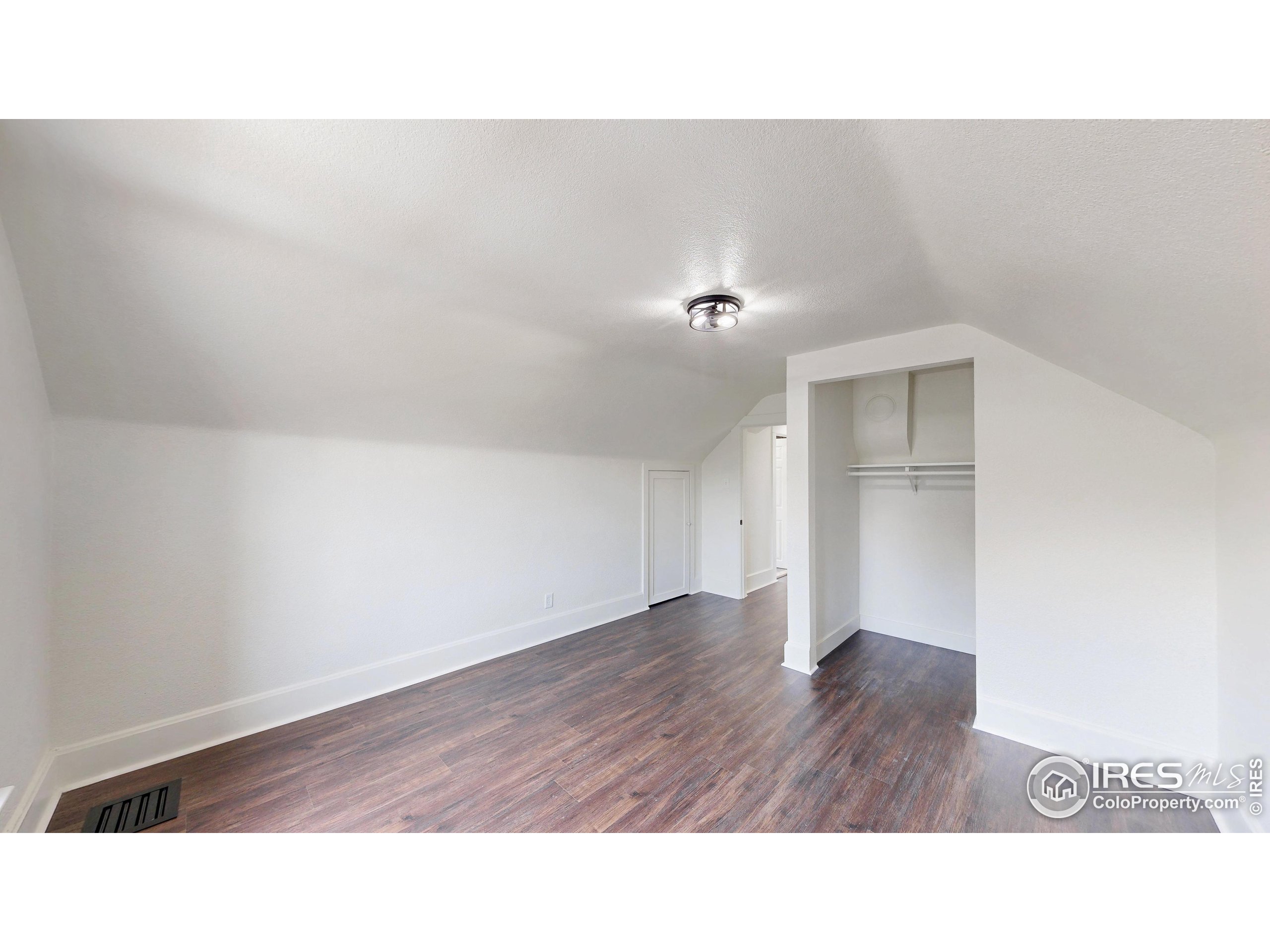 Milliken, Colorado, 80543, United States, 5 Bedrooms Bedrooms, ,1 BathroomBathrooms,Residential,For Sale,1896024