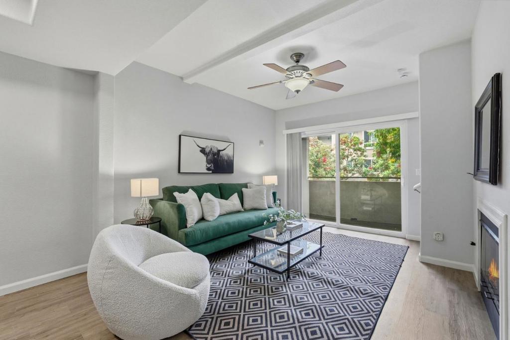 San Jose, California, 95136, United States, 2 Bedrooms Bedrooms, ,3 BathroomsBathrooms,Residential,For Sale,1987306