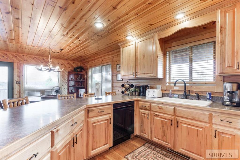 ISLAND PARK, Idaho, 83429, United States, 5 Bedrooms Bedrooms, ,3 BathroomsBathrooms,Residential,For Sale,1923519