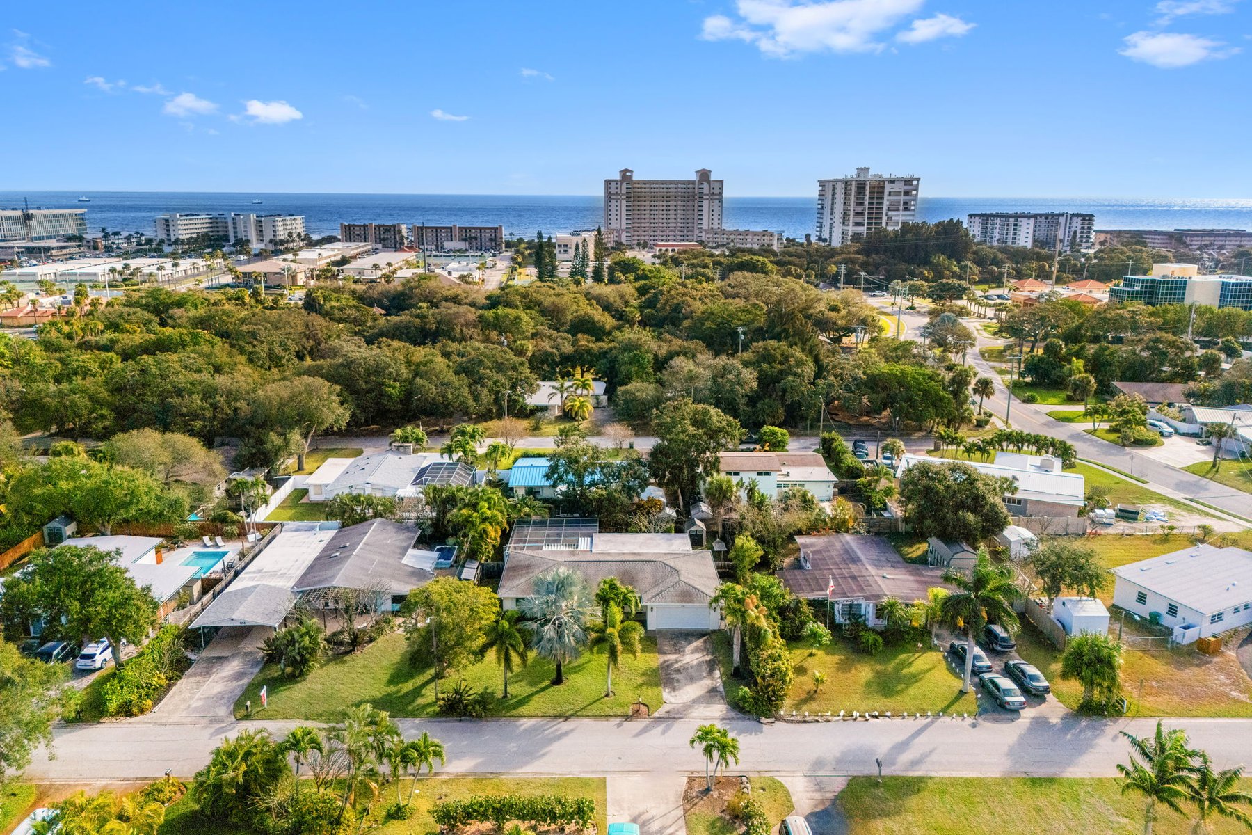  926 Santa Cruz Road, Cocoa Beach, FL, 32931 - 物件實景