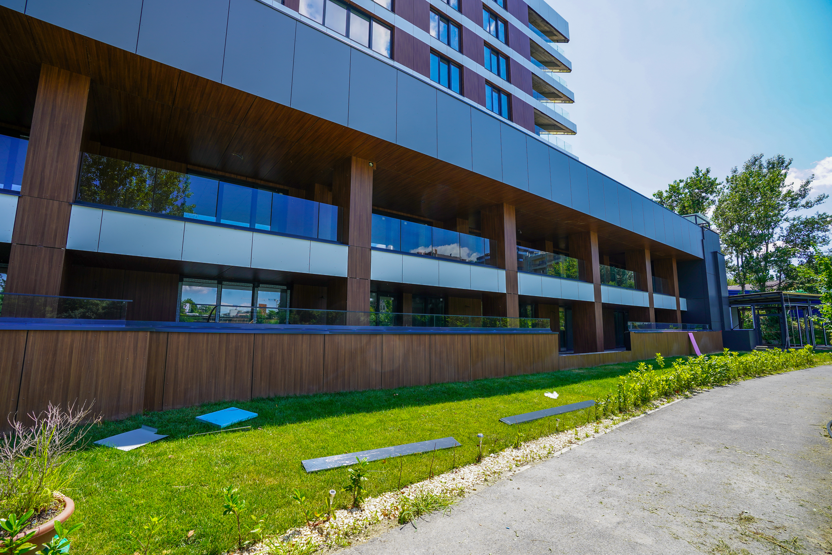  Seven-Room Waterfront Apartment Directly at Lake Level on Lake Floreasca - 物件實景