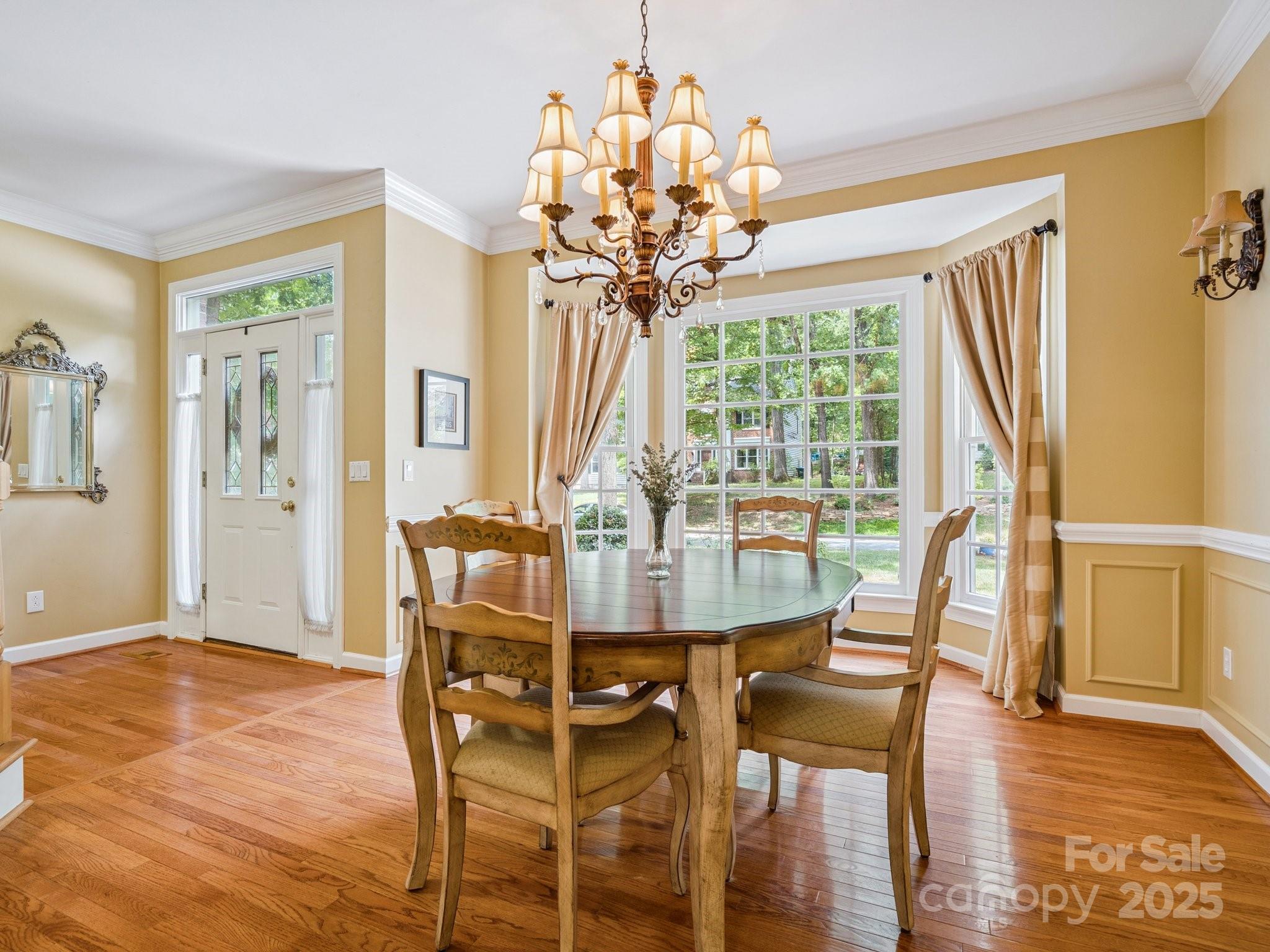 Matthews, North Carolina, 28105, United States, 5 Bedrooms Bedrooms, ,4 BathroomsBathrooms,Residential,For Sale,1905992