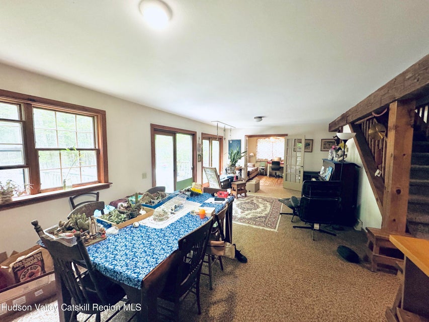 Saugerties, New York, 12477, United States, 5 Bedrooms Bedrooms, ,3 BathroomsBathrooms,Residential,For Sale,1984014