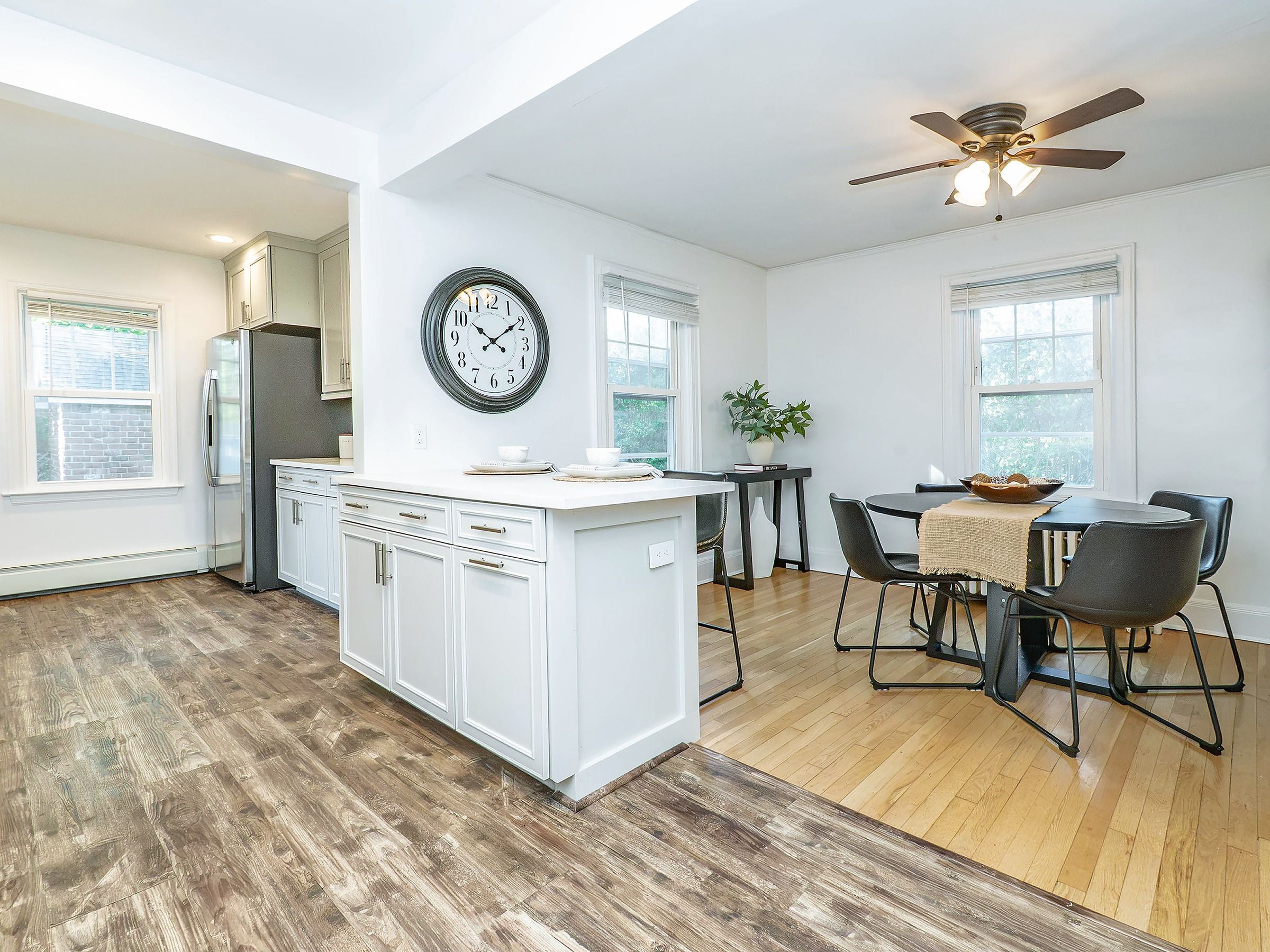  74 Irma Avenue, Port Washington, NY, 11050 - 物件實景
