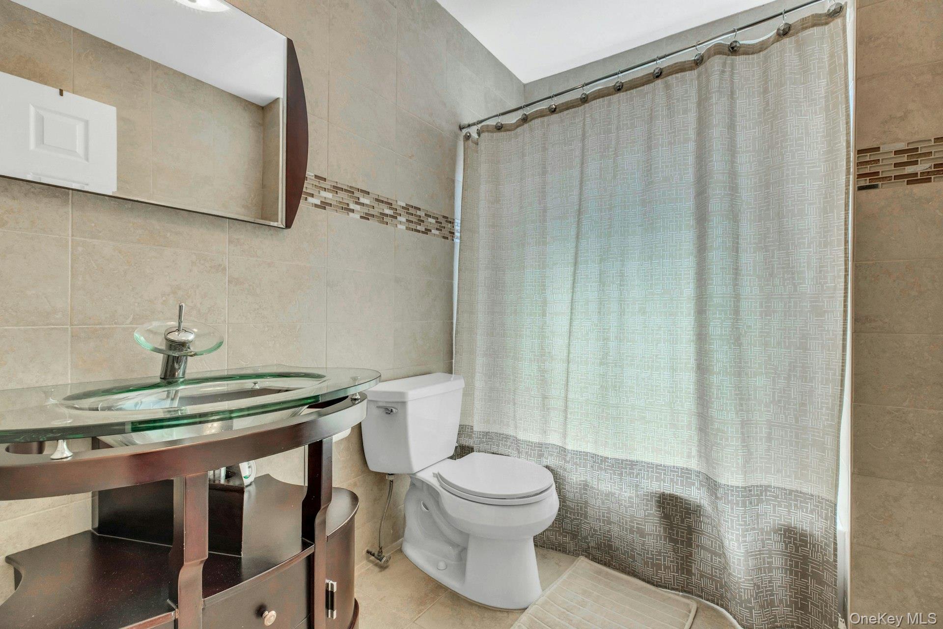  18 Daisy Court, Farmingdale, NY, 11735 - 物件實景