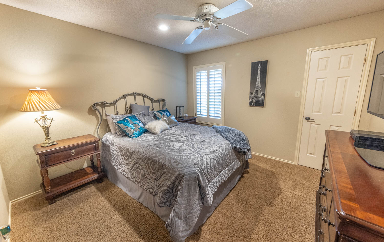 Levelland, Texas, 79336, United States, 4 Bedrooms Bedrooms, ,3 BathroomsBathrooms,Residential,For Sale,1901837