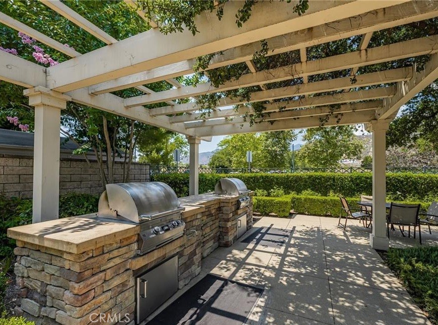 San Bernardino, California, 92407, United States, 6 Bedrooms Bedrooms, ,4 BathroomsBathrooms,Residential,For Sale,2031957