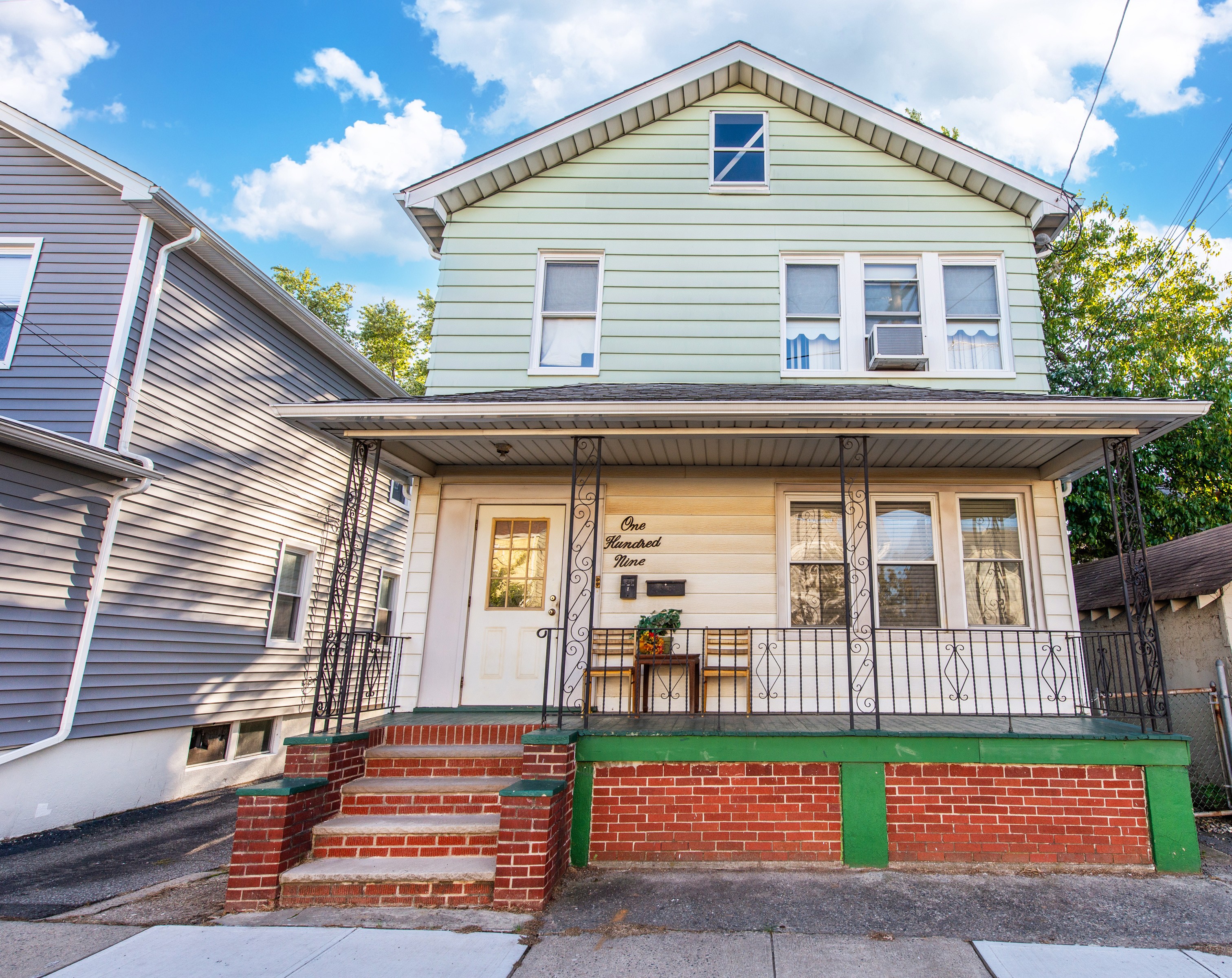 Belleville, New Jersey, 07109, United States, 4 Bedrooms Bedrooms, ,2 BathroomsBathrooms,Residential,For Sale,1977924