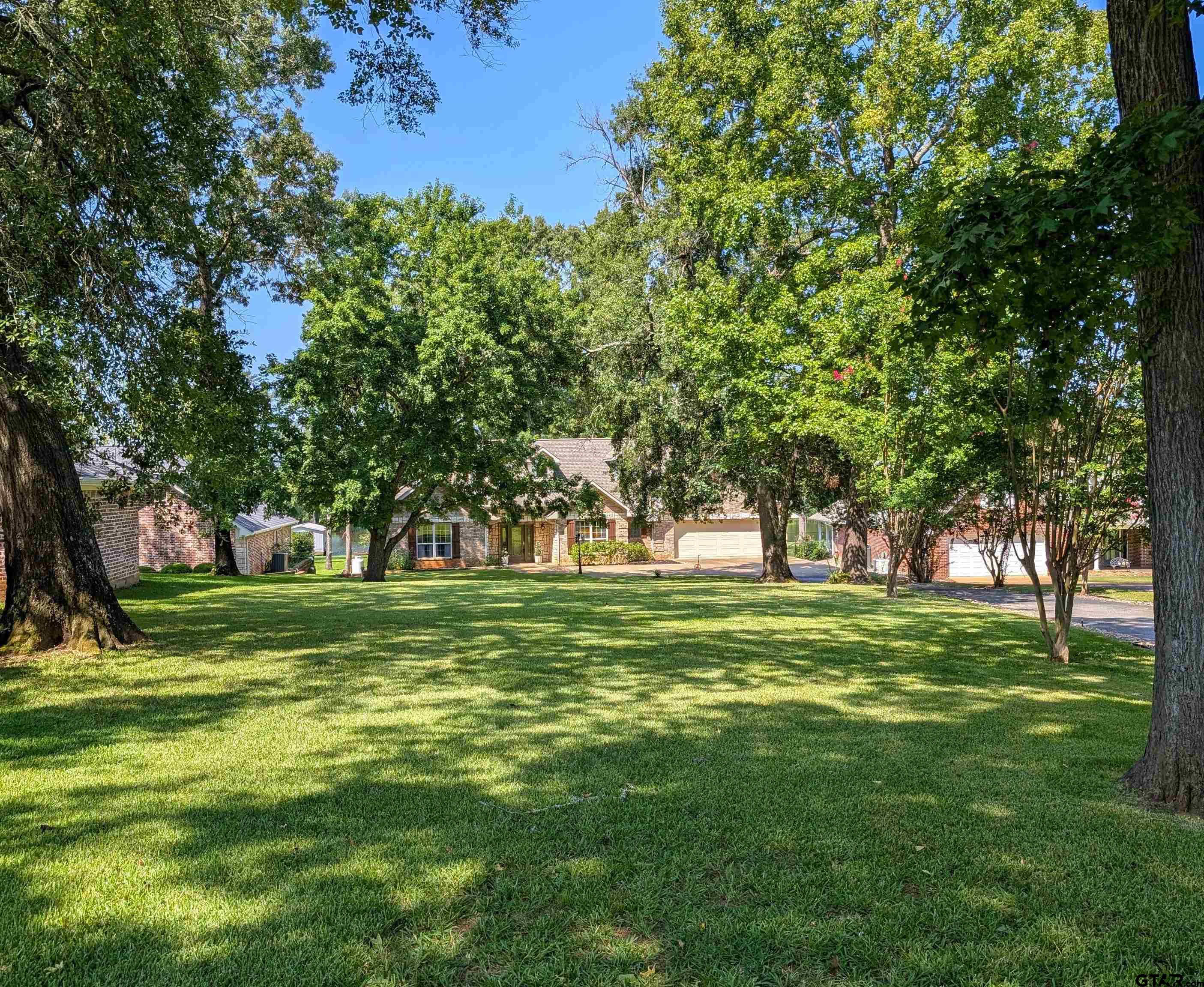 Bullard, Texas, 75757, United States, 3 Bedrooms Bedrooms, ,3 BathroomsBathrooms,Residential,For Sale,1917239