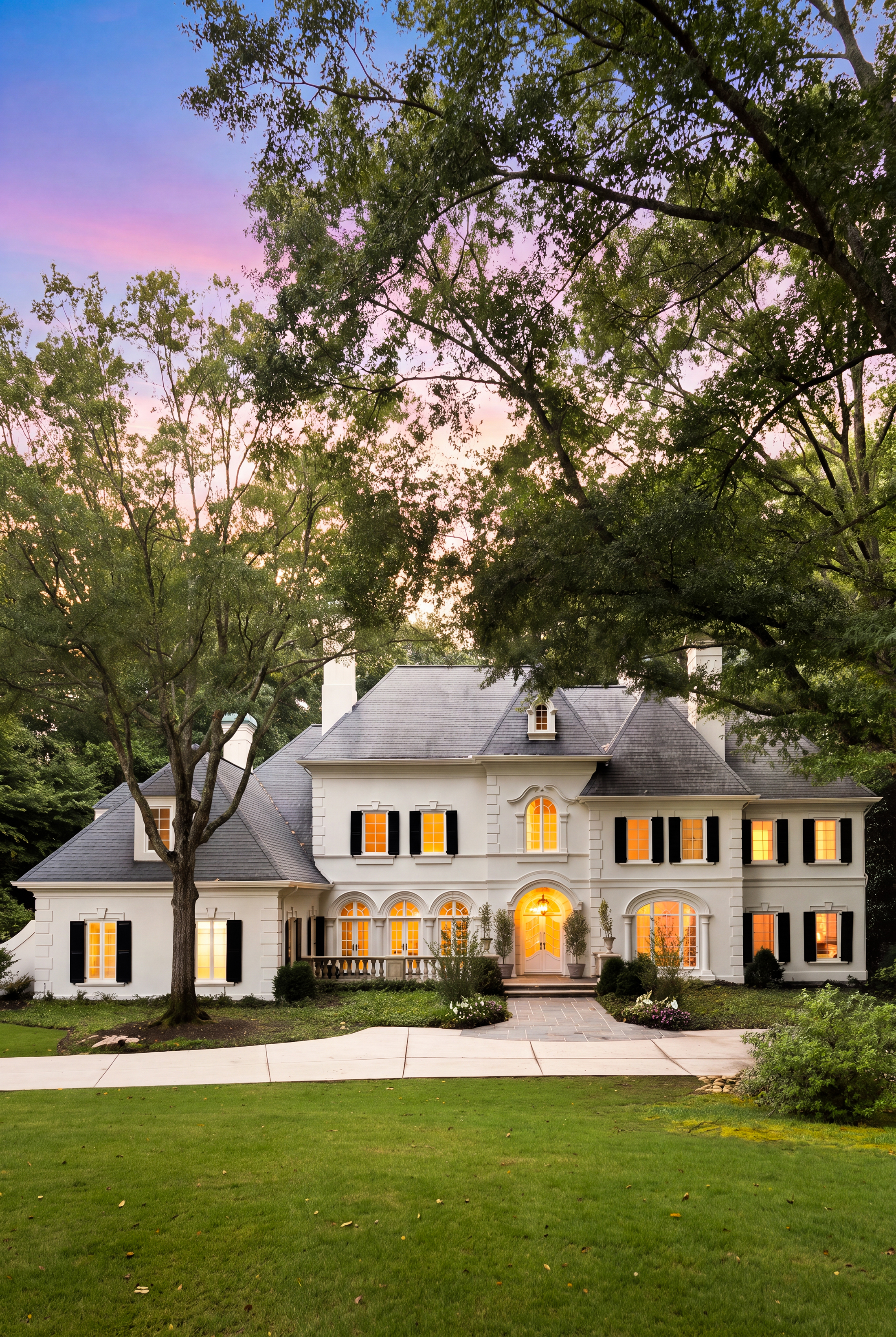  Irreplaceable Estate in One of Atlanta