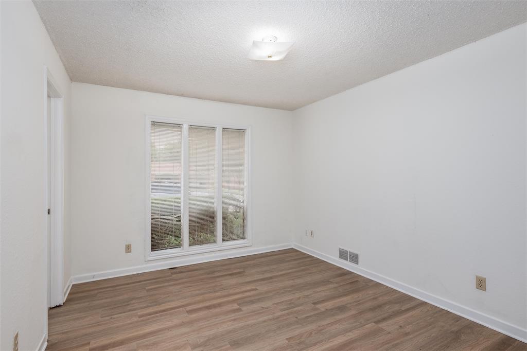 Dallas, Texas, 75229, United States, 6 Bedrooms Bedrooms, ,6 BathroomsBathrooms,Residential,For Sale,1940404