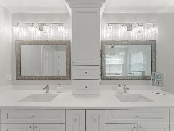 Manassas Park, Virginia, 20111, United States, 4 Bedrooms Bedrooms, ,4 BathroomsBathrooms,Residential,For Sale,1978924