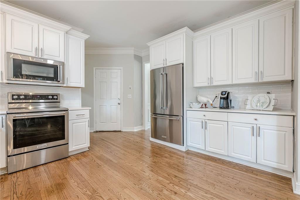 Cumming, Georgia, 30041, United States, 5 Bedrooms Bedrooms, ,5 BathroomsBathrooms,Residential,For Sale,1919838