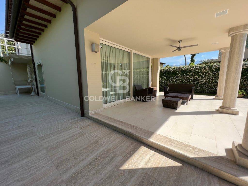 via dazzi, Forte dei Marmi, Lucca, 55042, IT, 5 Bedrooms Bedrooms, ,5 BathroomsBathrooms,Residential,For Sale,via dazzi,1620153