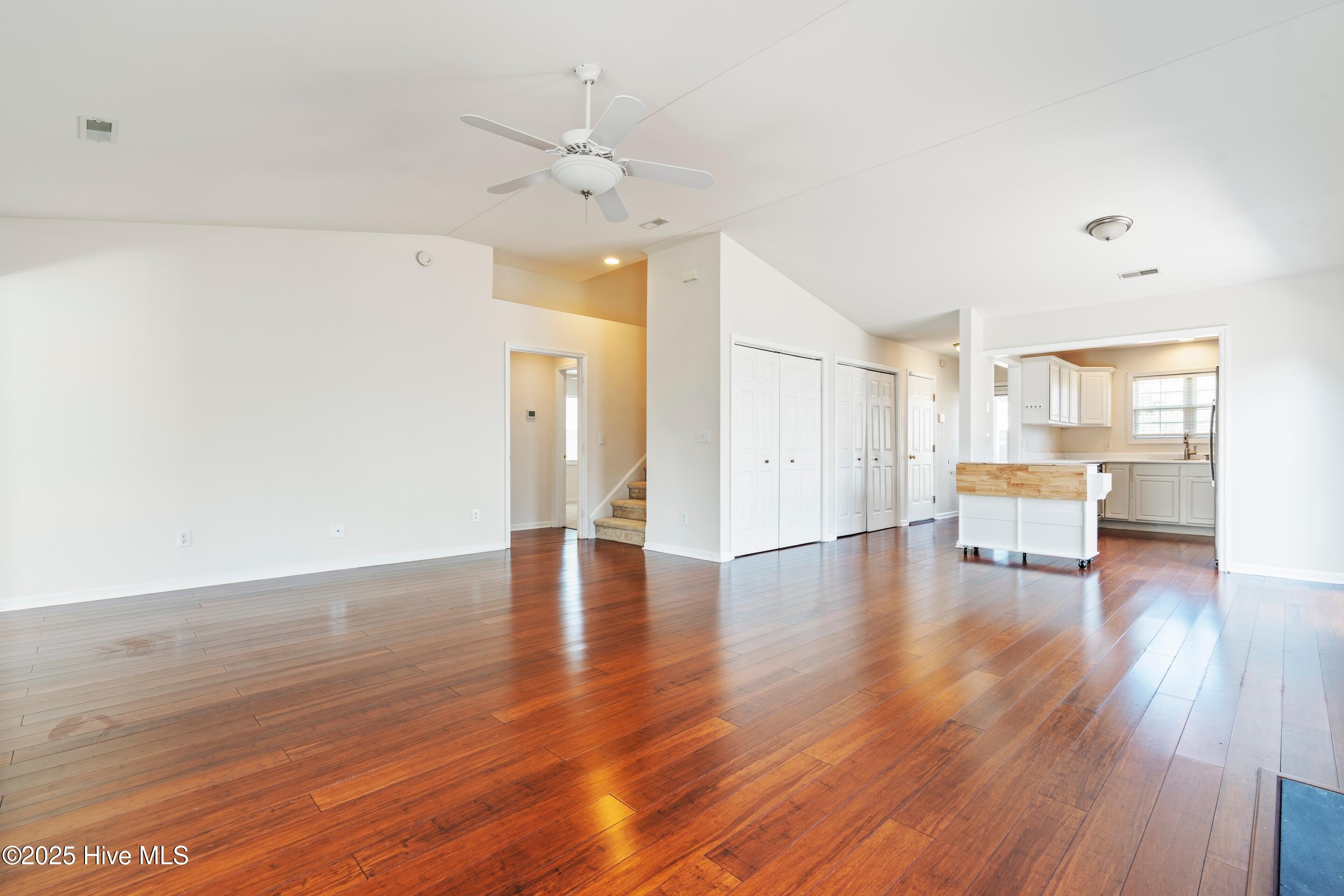 Wilmington, North Carolina, 28405, United States, 4 Bedrooms Bedrooms, ,2 BathroomsBathrooms,Residential,For Sale,1957483