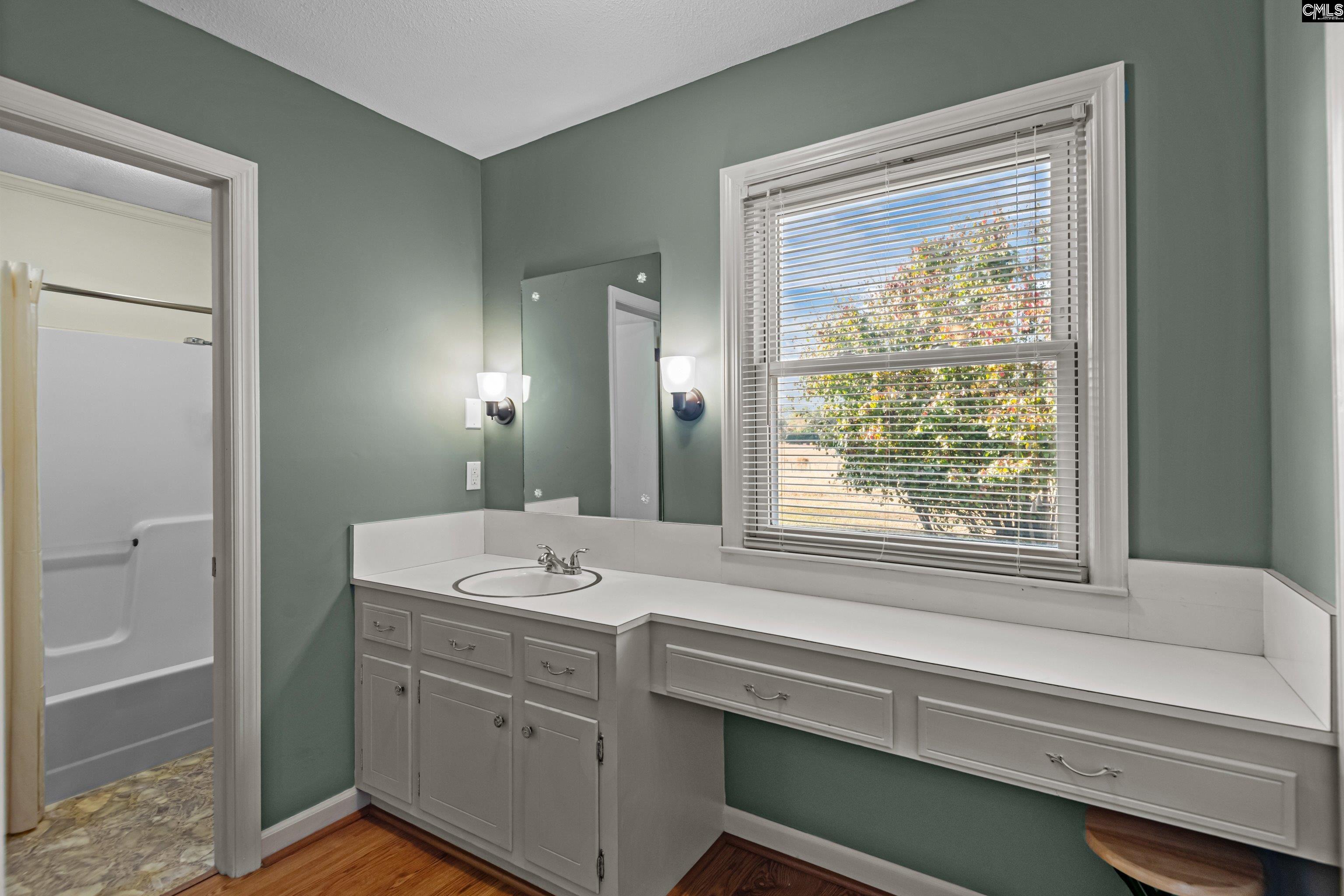 Kershaw, South Carolina, 29020, United States, 3 Bedrooms Bedrooms, ,3 BathroomsBathrooms,Residential,For Sale,1990219