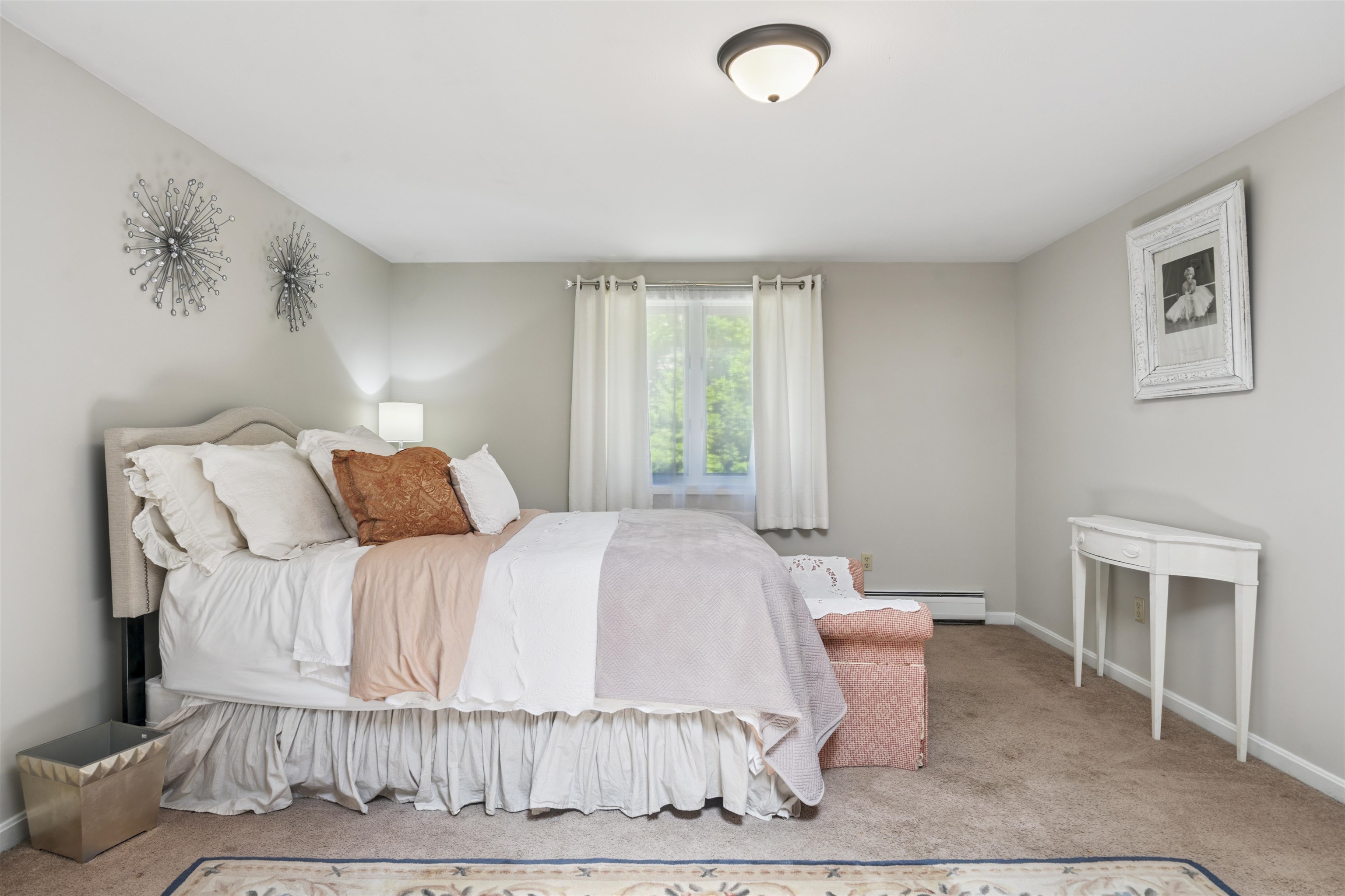 Gilford, New Hampshire, 03249, United States, 4 Bedrooms Bedrooms, ,1 BathroomBathrooms,Residential,For Sale,1901287