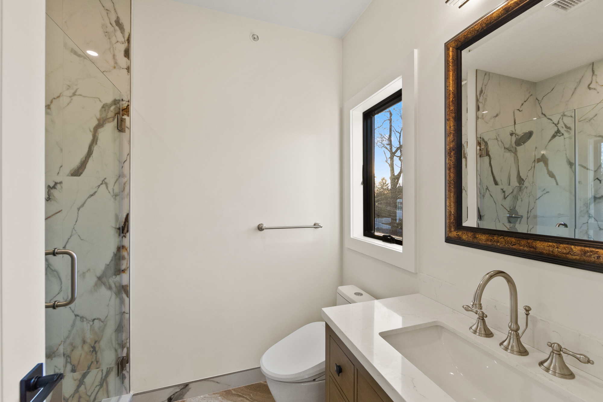  61 Edgewater Road, Cliffside Park, NJ, 07010 - 物件實景