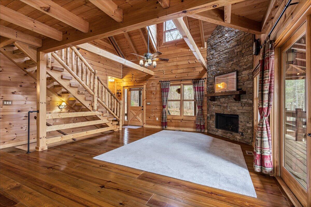 Tellico Plains, Tennessee, 37385, United States, 3 Bedrooms Bedrooms, ,3 BathroomsBathrooms,Residential,For Sale,2034978