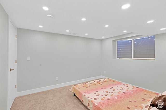 Murray, Utah, 84107, United States, 5 Bedrooms Bedrooms, ,3 BathroomsBathrooms,Residential,For Sale,1943012