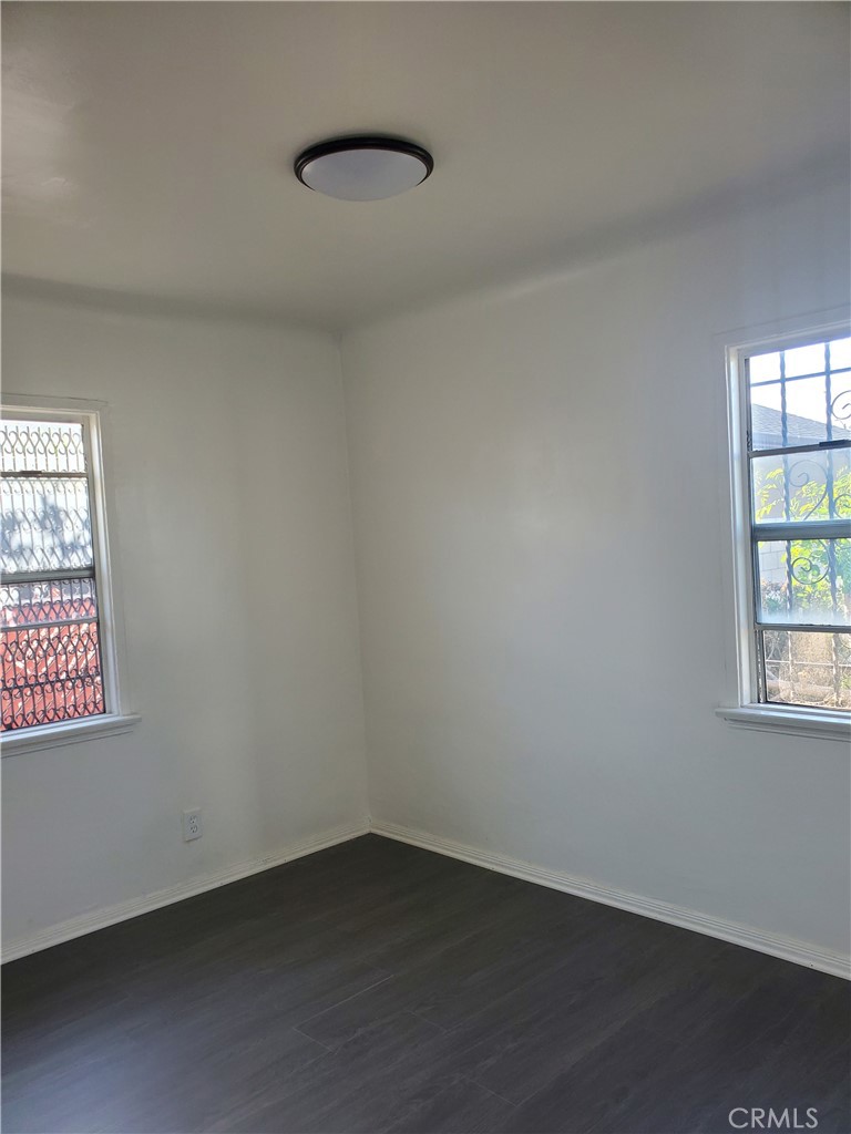 Los Angeles, California, 90044, United States, ,Residential,For Sale,1973669