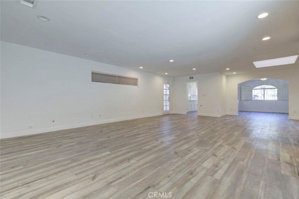 Chatsworth, California, 91311, United States, 3 Bedrooms Bedrooms, ,3 BathroomsBathrooms,Residential,For Sale,1998886