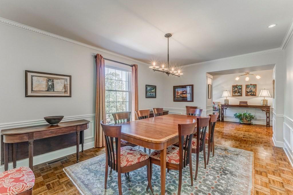 DALTON, Georgia, 30720, United States, 4 Bedrooms Bedrooms, ,4 BathroomsBathrooms,Residential,For Sale,1989438