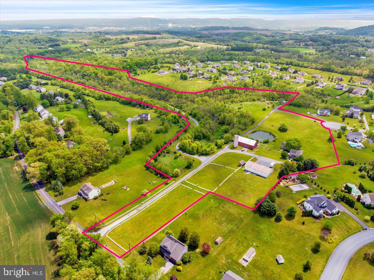 Mohrsville, Pennsylvania, 19541, United States, 4 Bedrooms Bedrooms, ,2 BathroomsBathrooms,Residential,For Sale,1827431