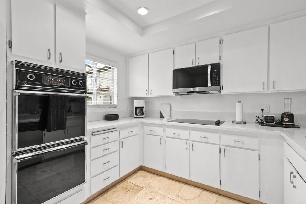 Chula Vista, California, 91913, United States, 1 Bedroom Bedrooms, ,2 BathroomsBathrooms,Residential,For Sale,1991731