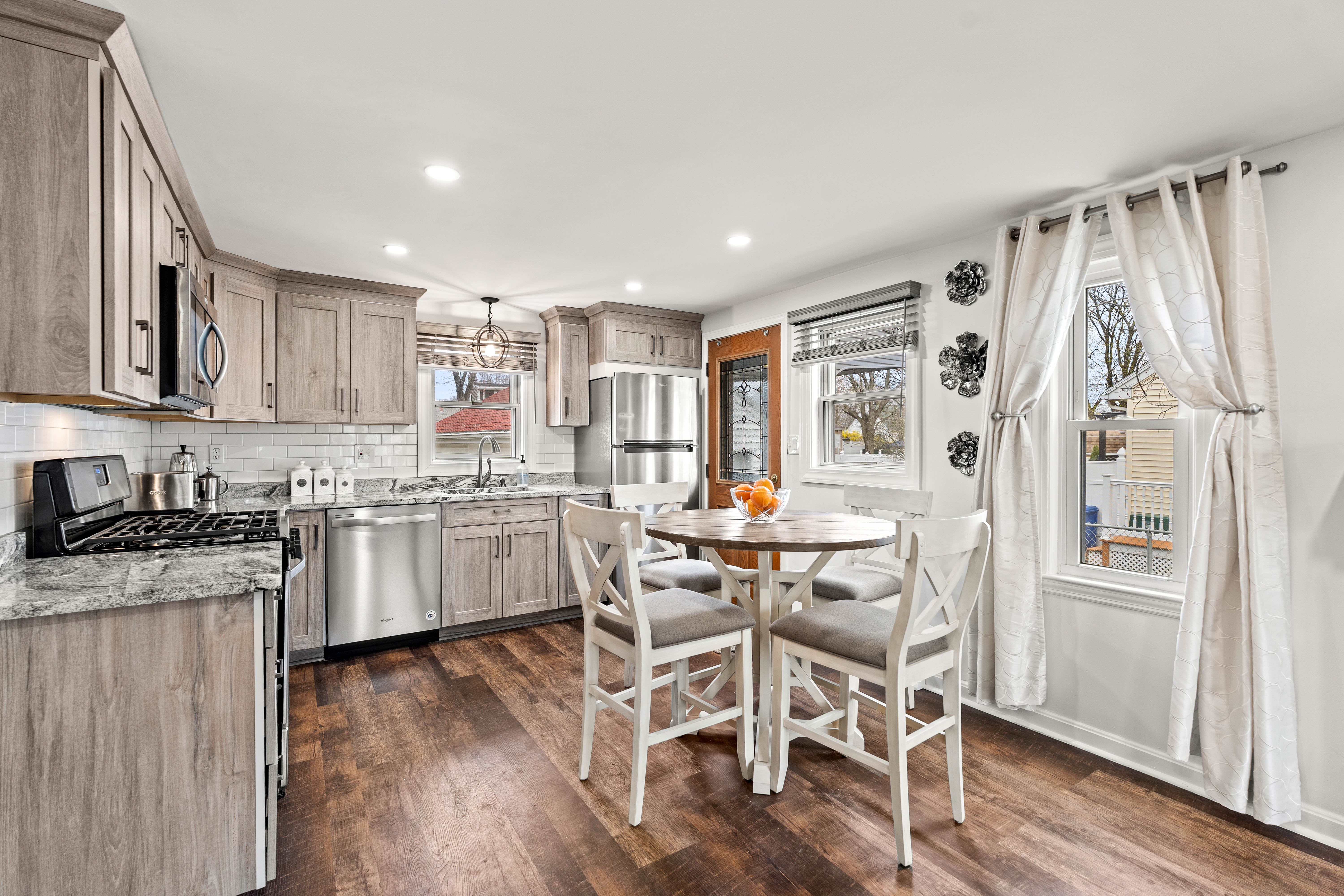  11 Arnold Road, Peabody, MA, 01960 - 物件實景