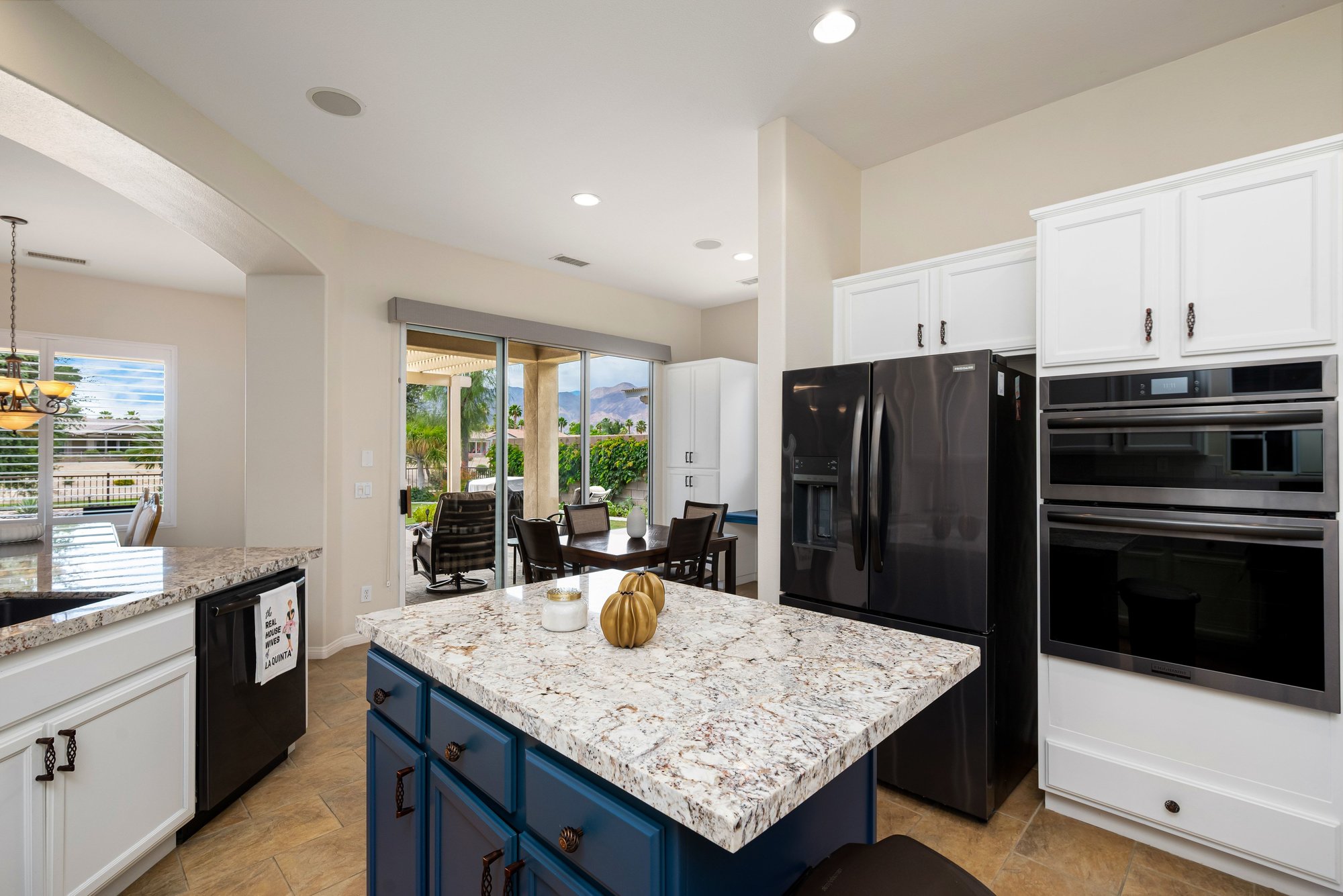  Sunshine, Fairways, Pool, and Mountain Views - 物件實景