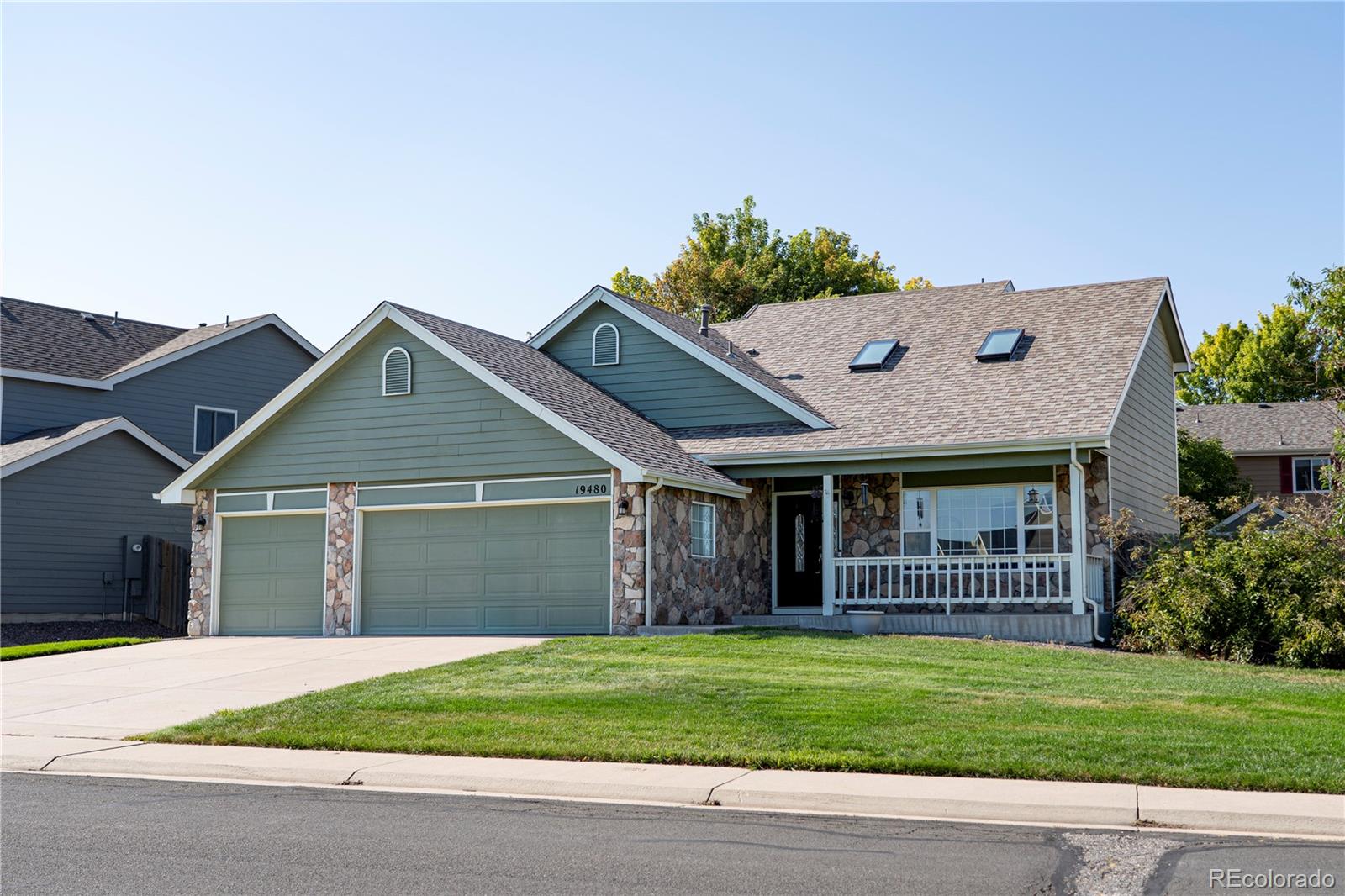 Aurora, Colorado, 80013, United States, 3 Bedrooms Bedrooms, ,3 BathroomsBathrooms,Residential,For Sale,1939931