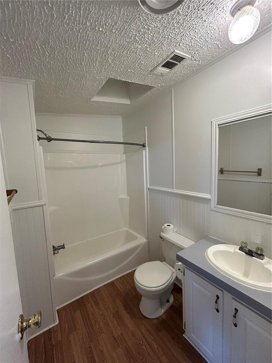 POLK CITY, Florida, 33868, United States, 5 Bedrooms Bedrooms, ,3 BathroomsBathrooms,Residential,For Sale,1984061