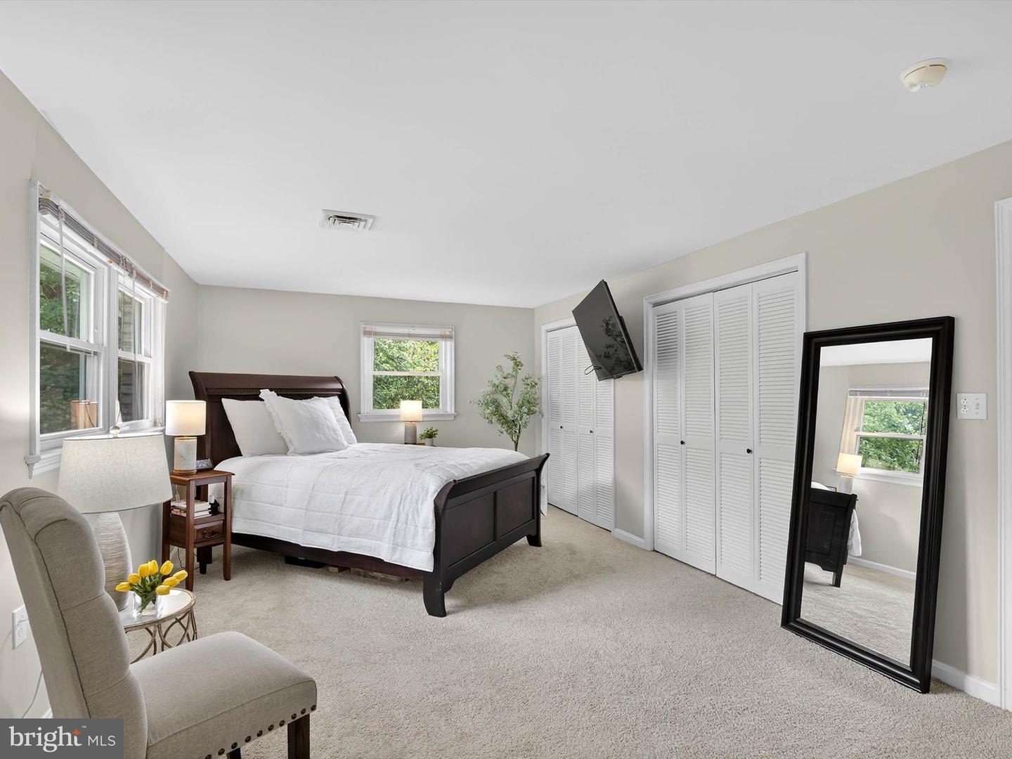 Lancaster, Pennsylvania, 17601, United States, 4 Bedrooms Bedrooms, ,3 BathroomsBathrooms,Residential,For Sale,2003108