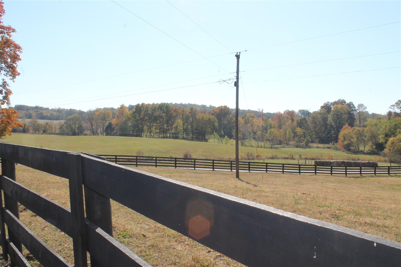 Bowling Green, Kentucky, 42101, United States, 3 Bedrooms Bedrooms, ,2 BathroomsBathrooms,Residential,For Sale,1838101