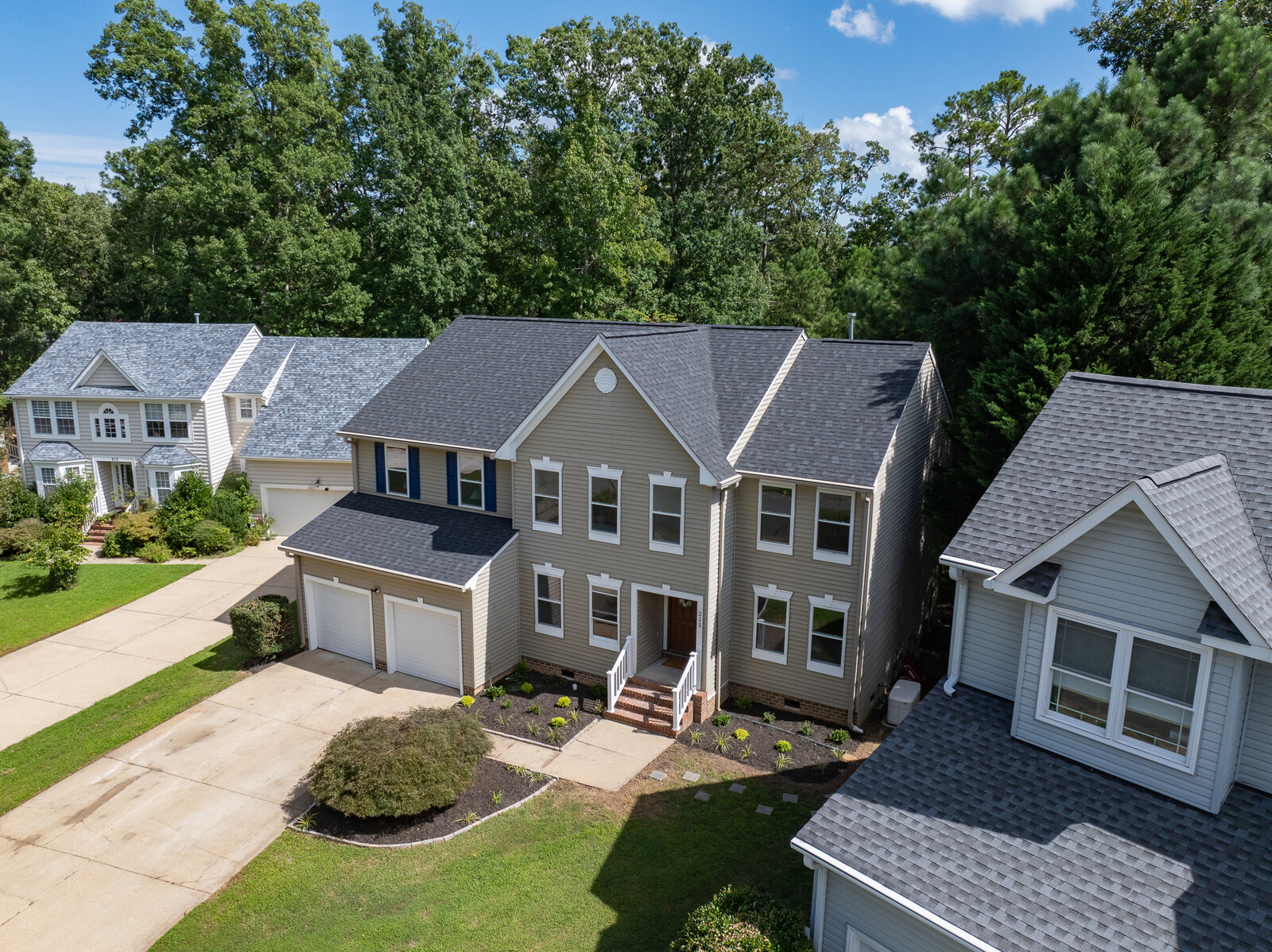 Newport News, Virginia, 23602-8360, United States, 5 Bedrooms Bedrooms, ,3 BathroomsBathrooms,Residential,For Sale,1938191