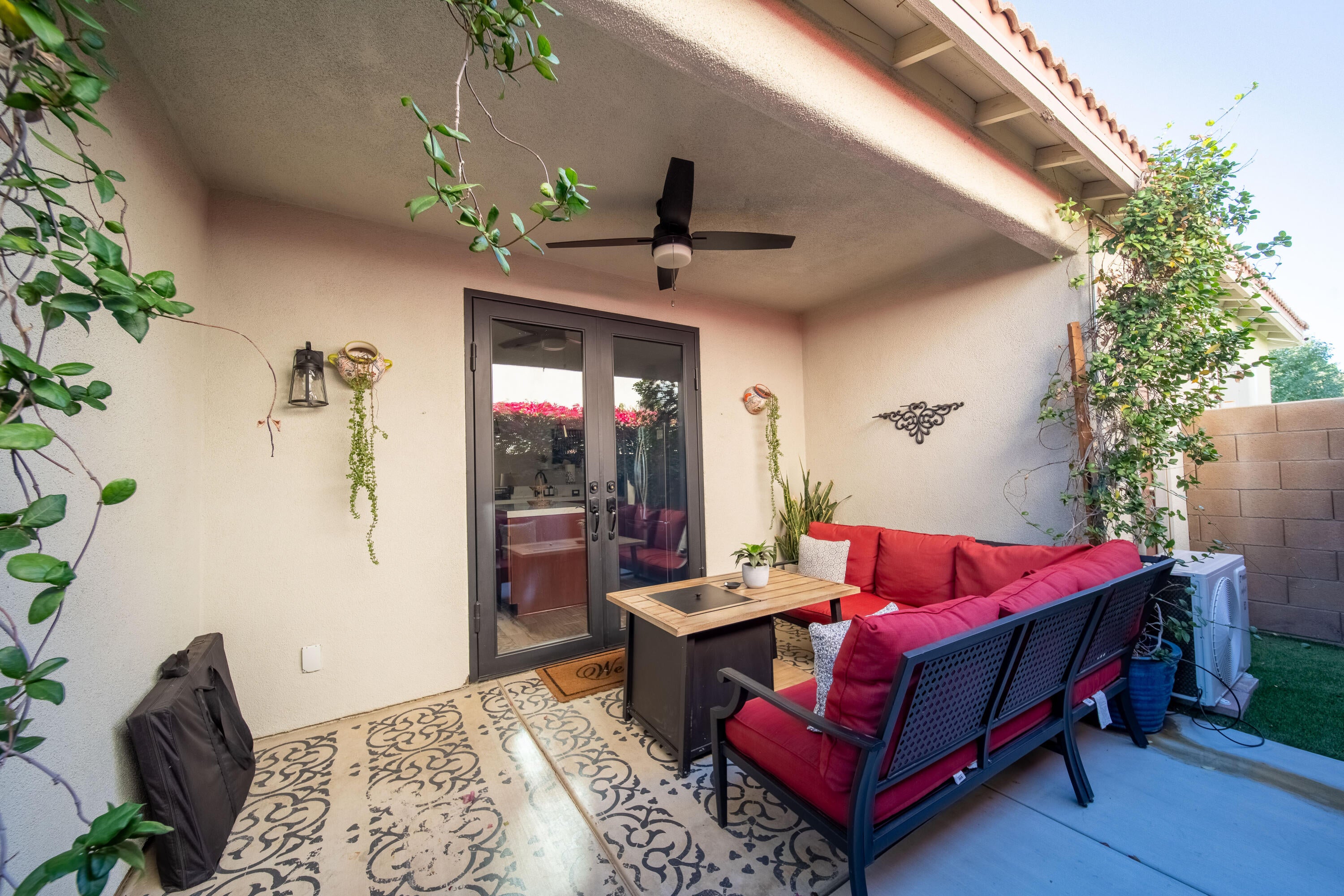 Indio, California, 92201, United States, 3 Bedrooms Bedrooms, ,Residential,For Sale,2006567