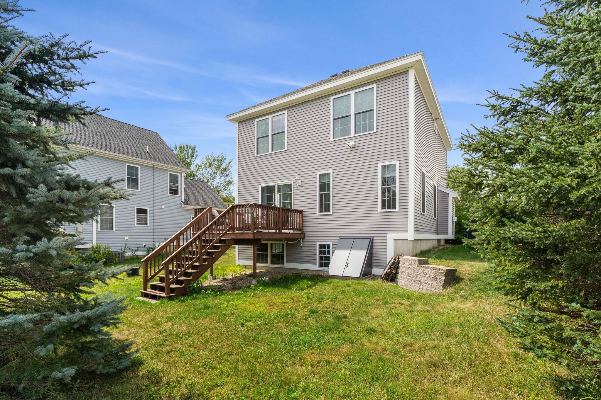Dover, New Hampshire, 03820, United States, 4 Bedrooms Bedrooms, ,3 BathroomsBathrooms,Residential,For Sale,1941678