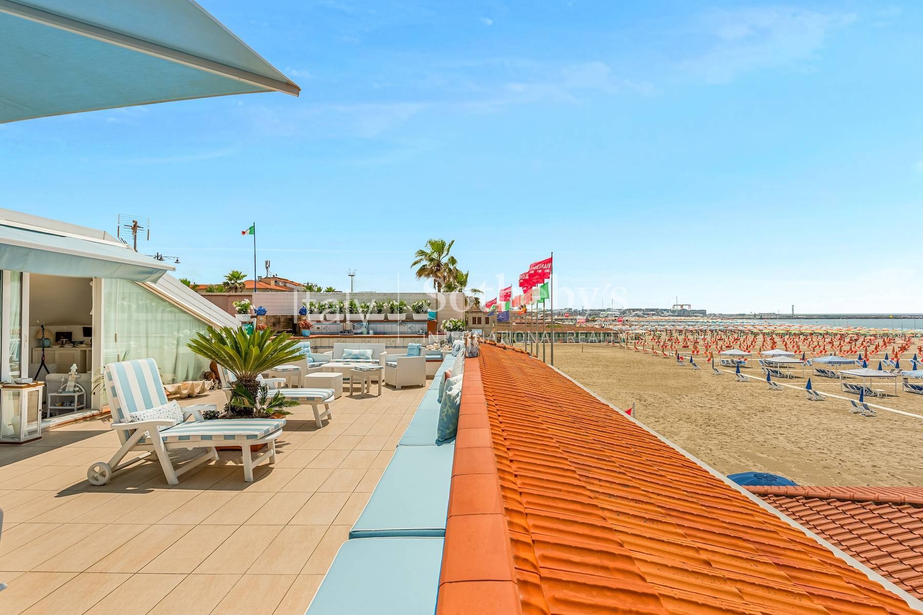  Prestigious seafront penthouse in Viareggio - 物件實景