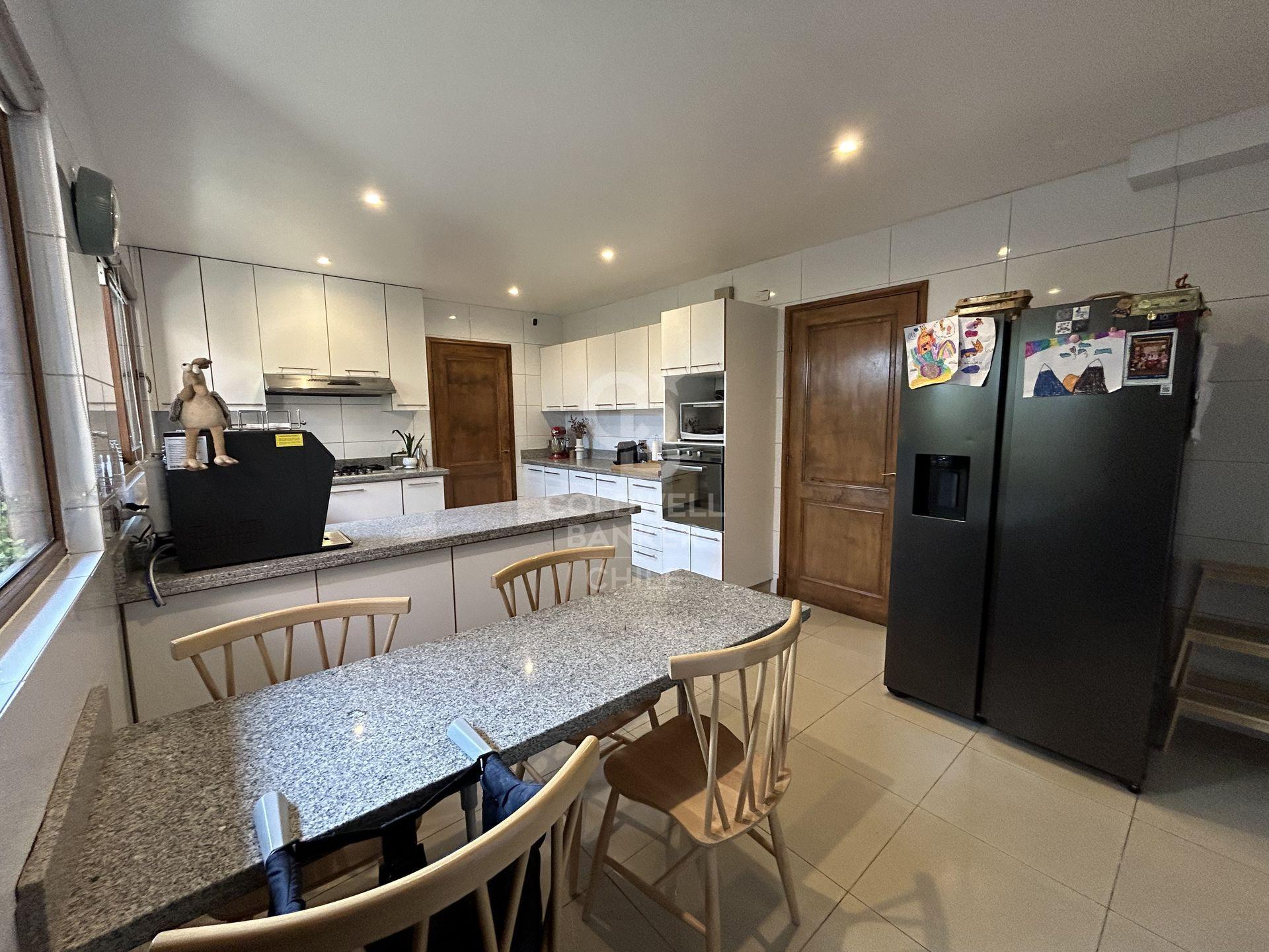 Colina, Chile, 6 Bedrooms Bedrooms, ,5 BathroomsBathrooms,Residential,For Sale,1955226