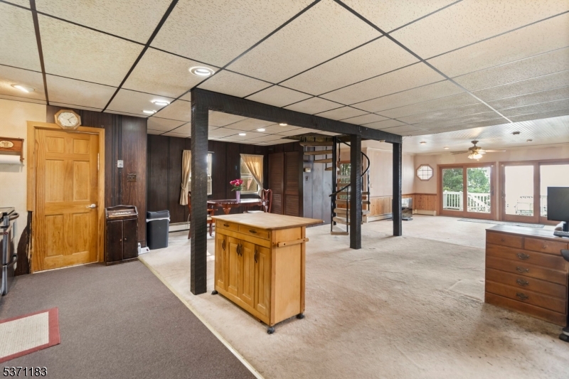 Mount Arlington Boro, New Jersey, 07856, United States, 2 Bedrooms Bedrooms, ,2 BathroomsBathrooms,Residential,For Sale,1912624