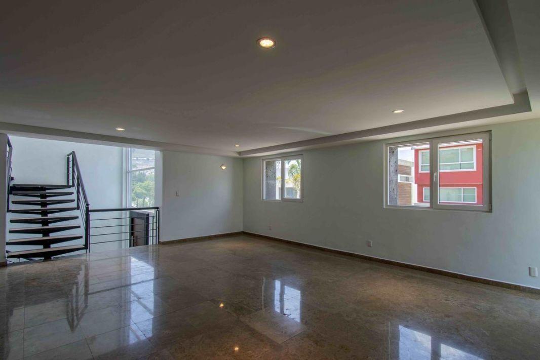 Puerta de Jerez, Atizapán de Zaragoza, Estado de México, 52930, Mexico, 4 Bedrooms Bedrooms, ,5 BathroomsBathrooms,Residential,For Sale,Puerta de Jerez,1444580