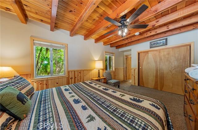 Yosemite, California, 95389, United States, 5 Bedrooms Bedrooms, ,4 BathroomsBathrooms,Residential,For Sale,1981132