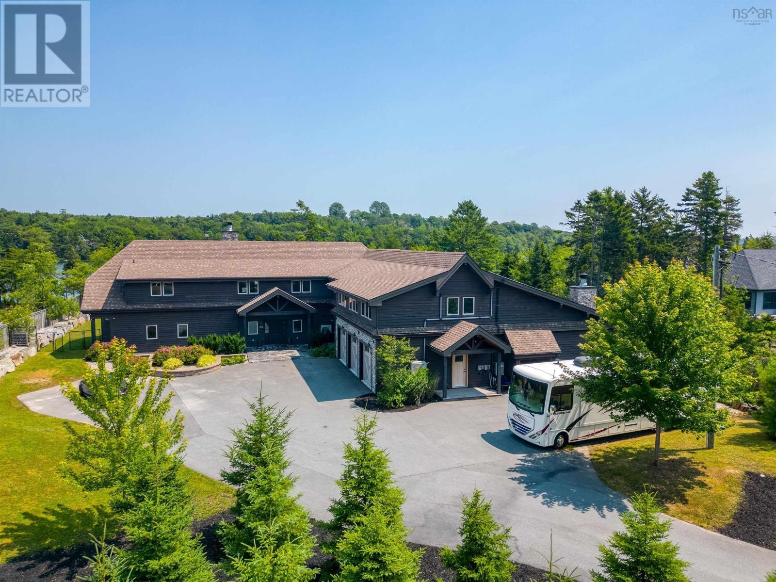 LAKE LOON, Nova Scotia, B2W 6C8, CA, 6 Bedrooms Bedrooms, ,6 BathroomsBathrooms,Residential,For Sale,1836689