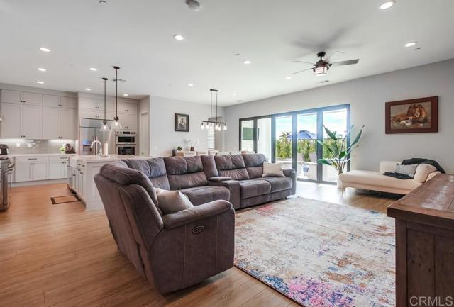 San Marcos, California, 92069, United States, 4 Bedrooms Bedrooms, ,5 BathroomsBathrooms,Residential,For Sale,1987036