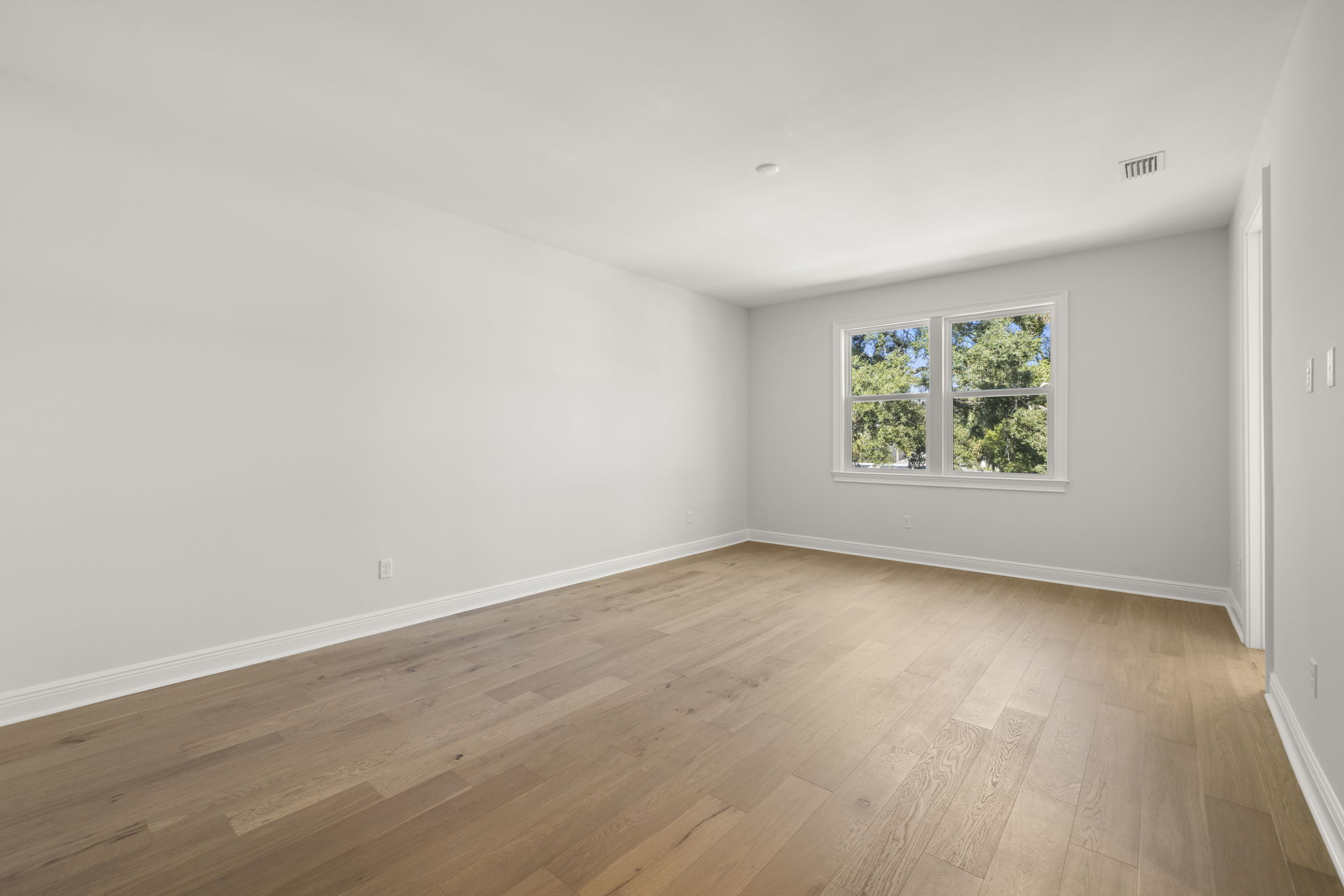 Tampa, Florida, 33629, United States, 4 Bedrooms Bedrooms, ,5 BathroomsBathrooms,Residential,For Sale,1986132