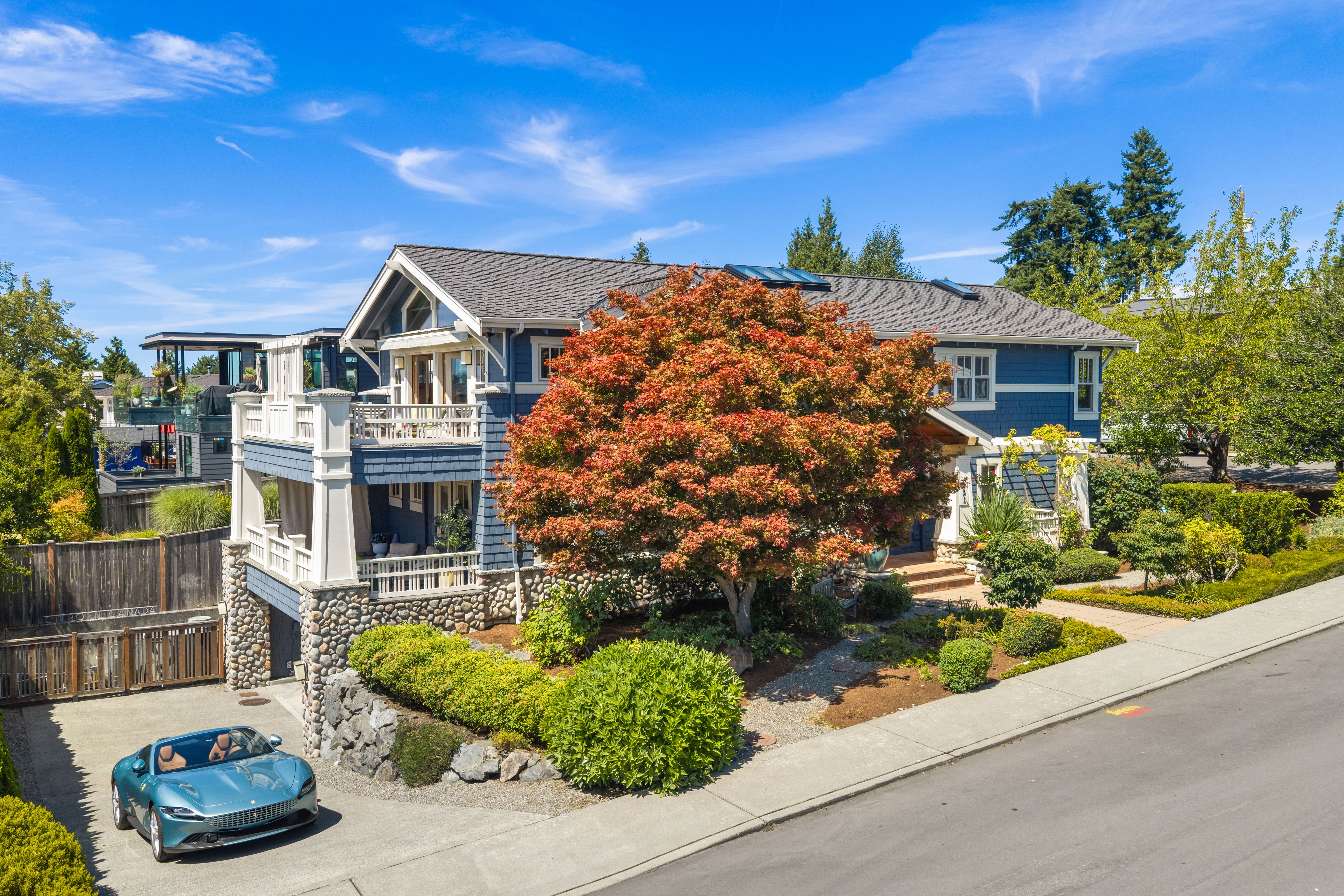  421 2nd St W, Kirkland, WA 98033 - 物件實景