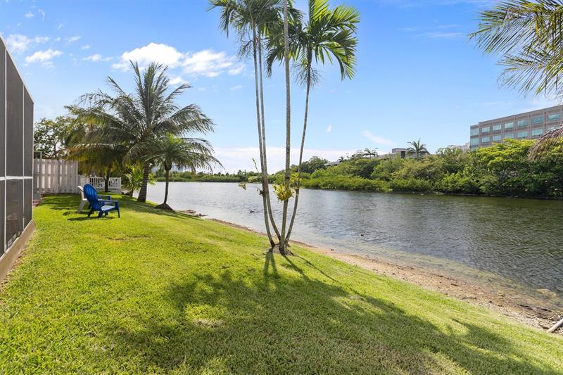 Sunrise, Florida, 33323, United States, 3 Bedrooms Bedrooms, ,2 BathroomsBathrooms,Residential,For Sale,1862219
