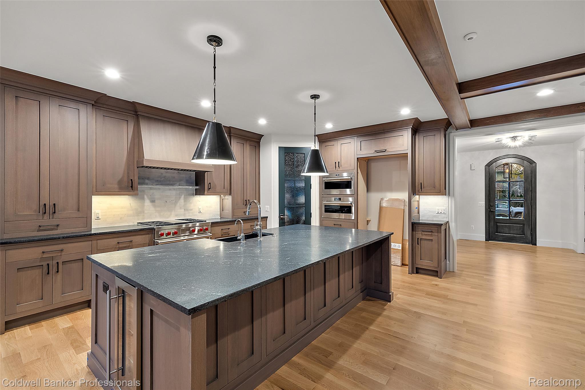 Plymouth, Michigan, 48170, United States, 4 Bedrooms Bedrooms, ,4 BathroomsBathrooms,Residential,For Sale,1986255